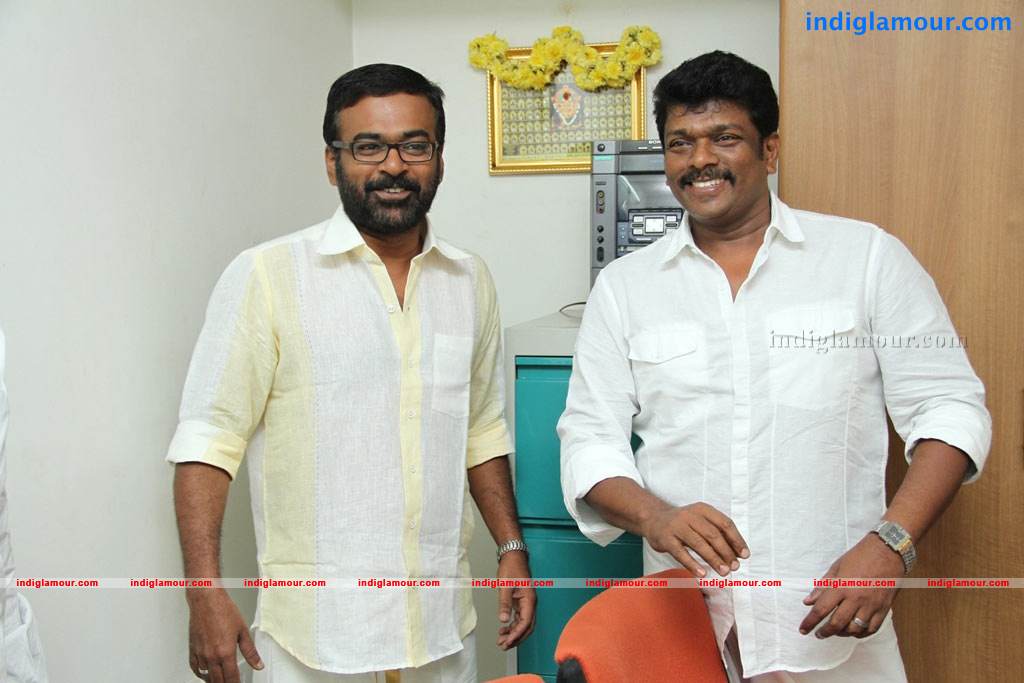 Director Karu Pazhaniappan's Jannal Ooram New Film Launch Event hd photo