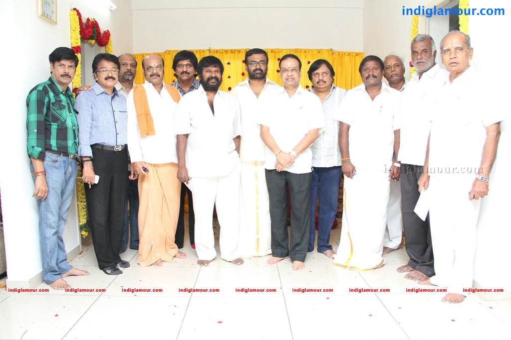 Director Karu Pazhaniappan's Jannal Ooram New Film Launch Event hd photo