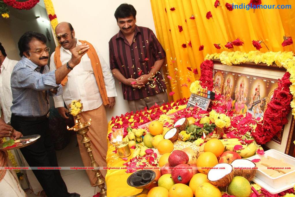 Director Karu Pazhaniappan's Jannal Ooram New Film Launch Event hd photo