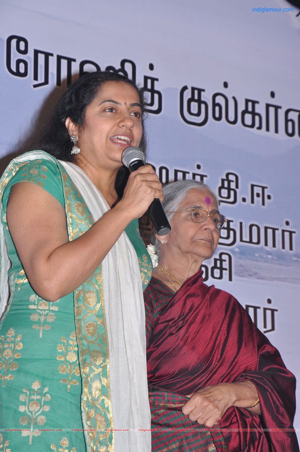 Ammavin Kaipesi Audio Launch Event hd photo