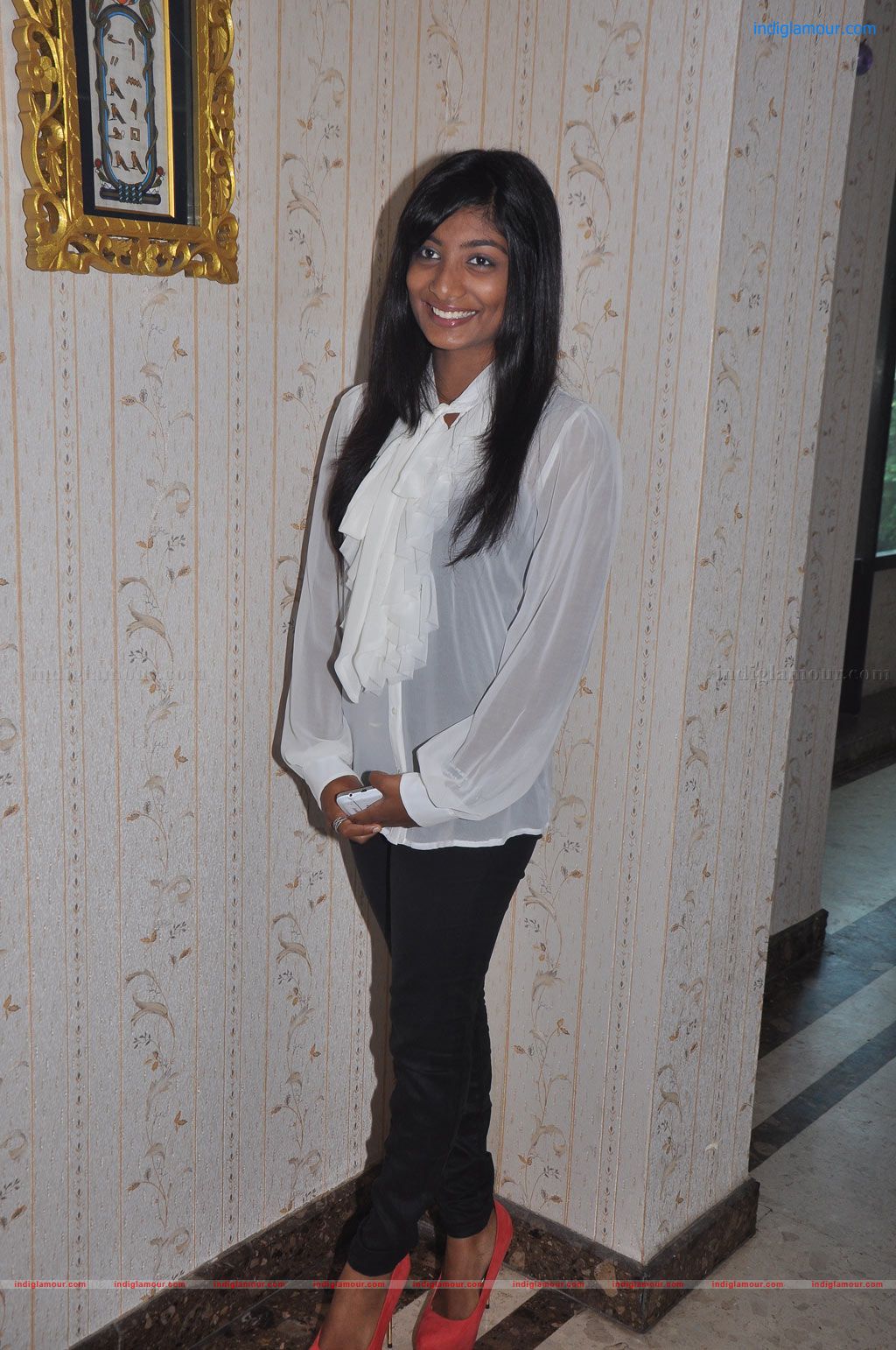 Sattam Oru Iruttarai Movie Press Meet Event hd photo