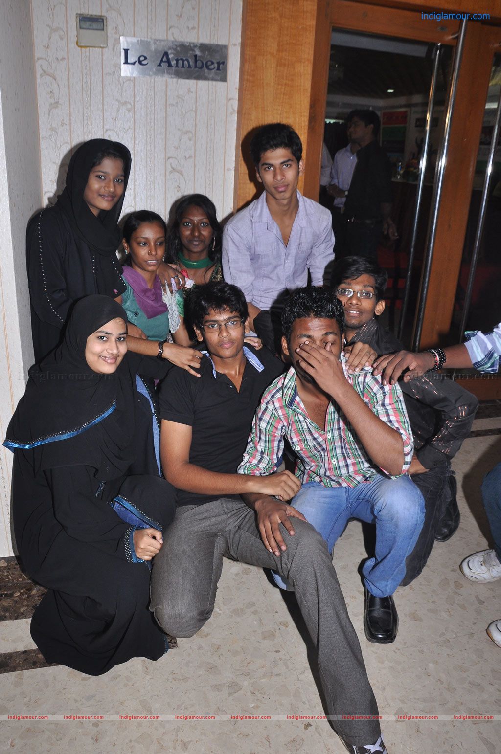 Sattam Oru Iruttarai Movie Press Meet Event hd photo