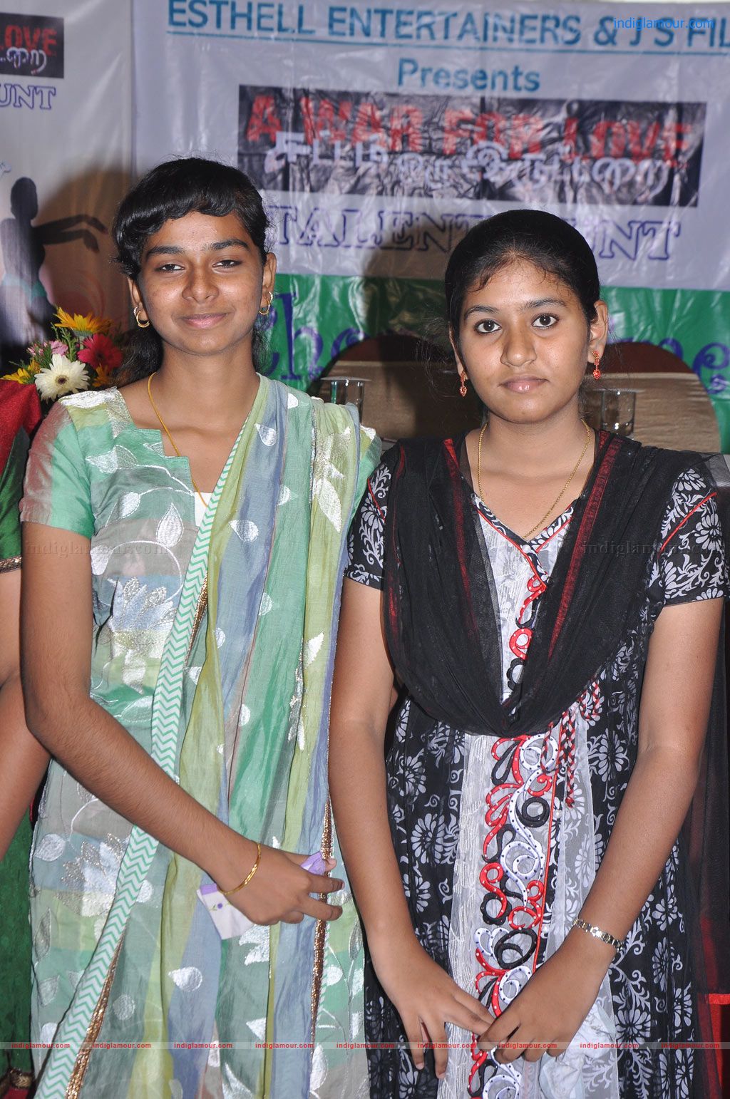 Sattam Oru Iruttarai Movie Press Meet Event hd photo