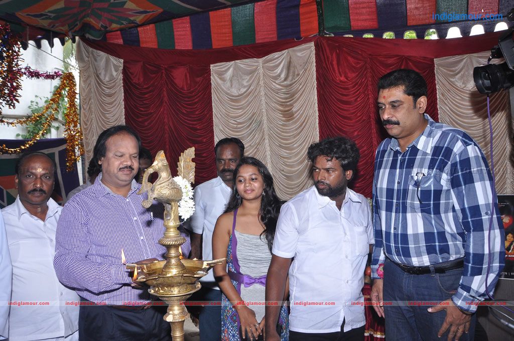 Yaadhum Oore Yaavarum Kelir Movie Launch Event hd photo
