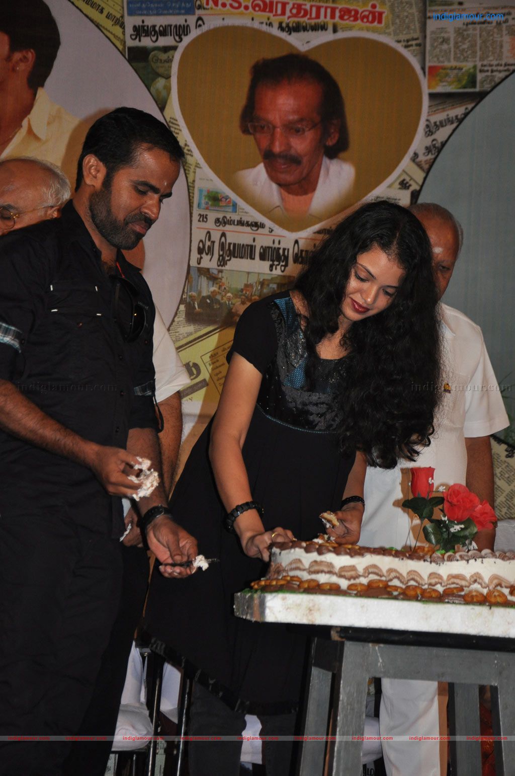 Vellai Movie Audio Launch Stills Event hd photo