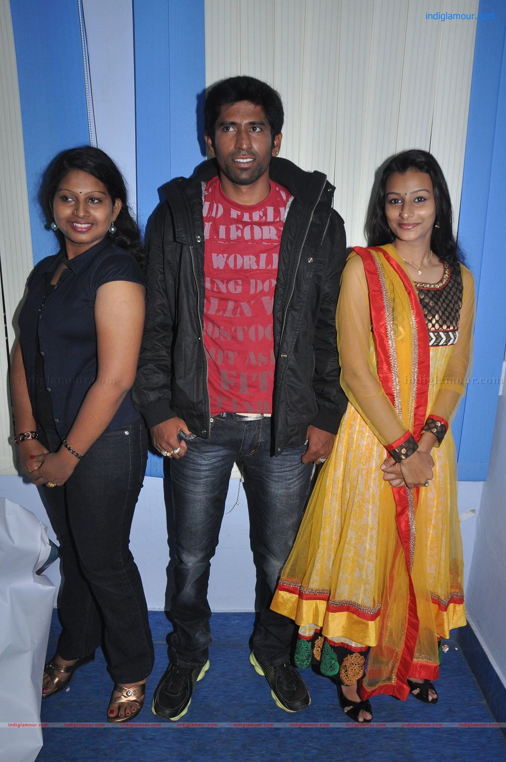 Thotram 2012 movie press meet Event hd photo