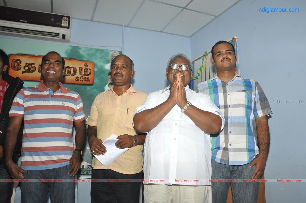 Thotram 2012 movie press meet Event hd photo