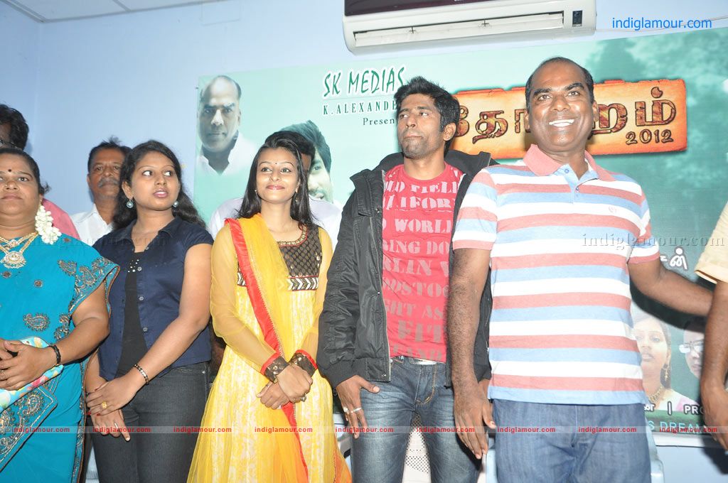 Thotram 2012 movie press meet Event hd photo
