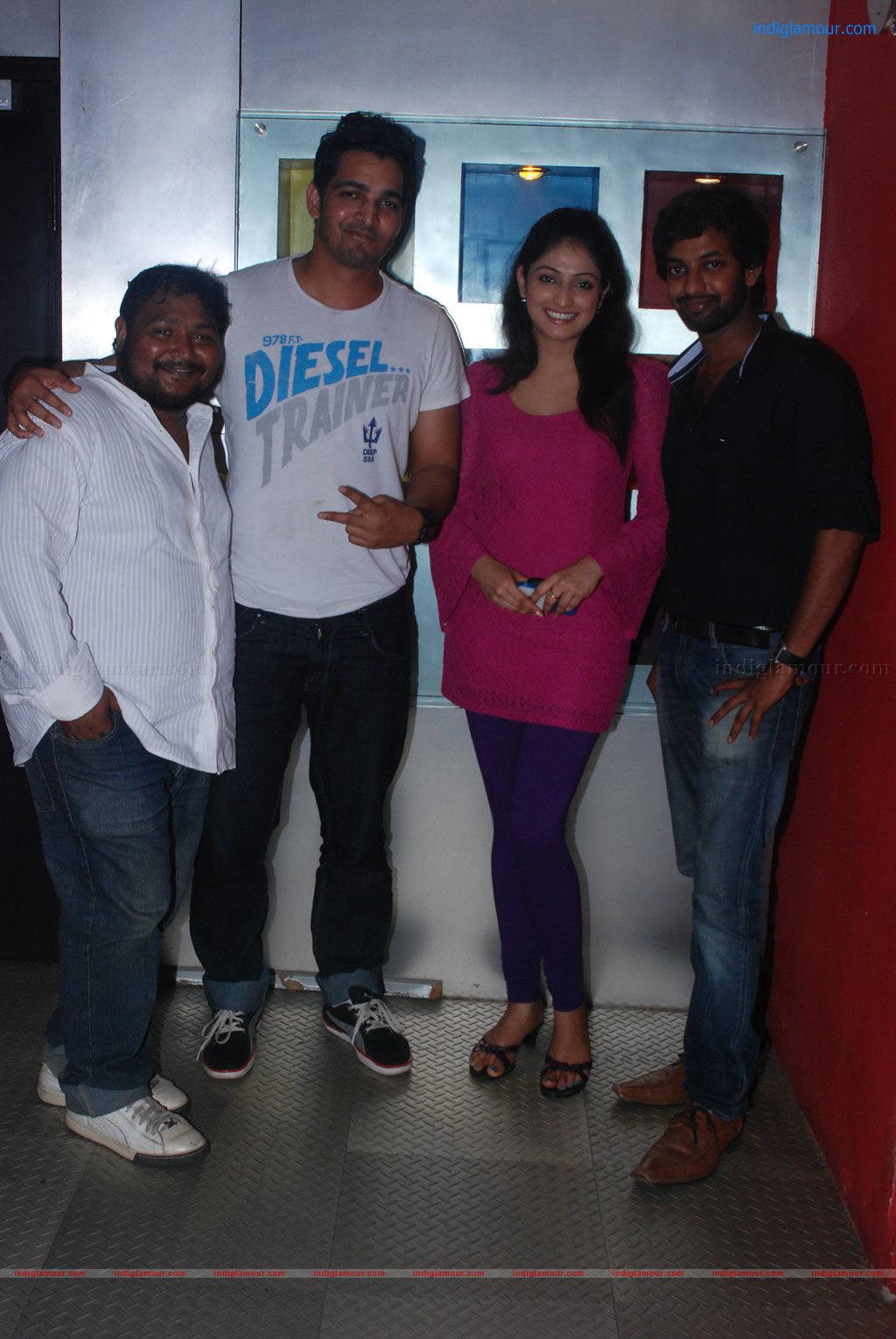 Thulli Ezhunthathu Kadhal Movie Team Interview Event hd photo