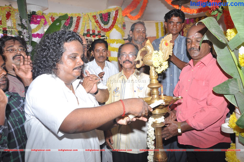 Kaanum Kanavukal Movie Launch Event hd photo