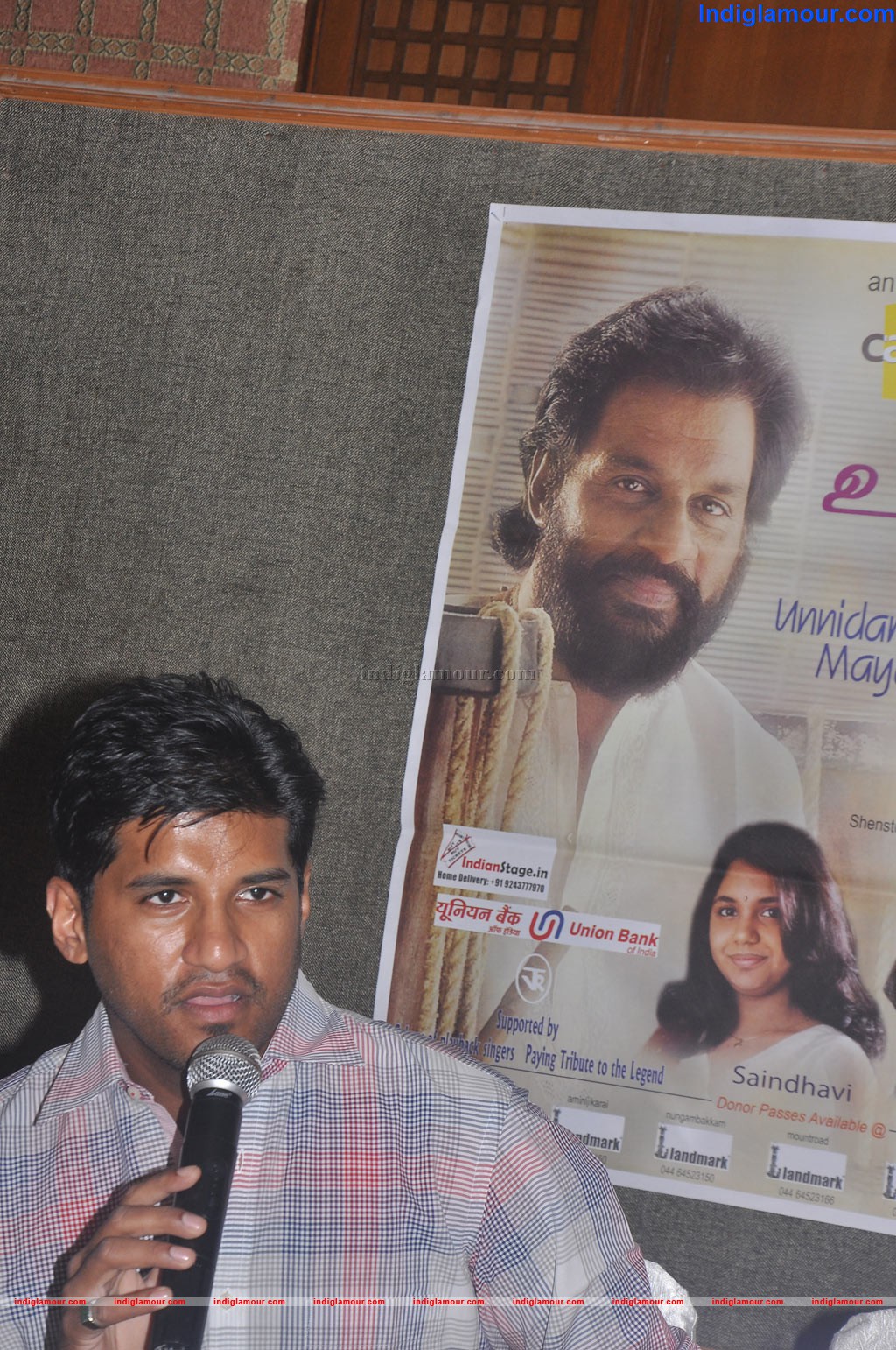 Vijay Yesudas Press Meet Event hd photo
