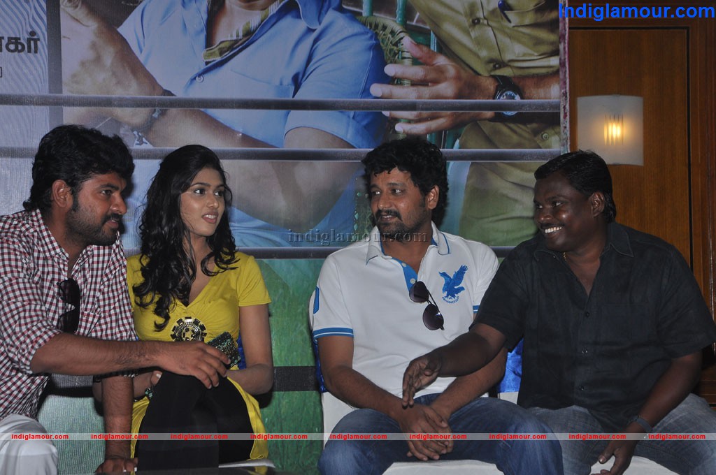 Jannal Oram Movie Press Meet Event hd photo