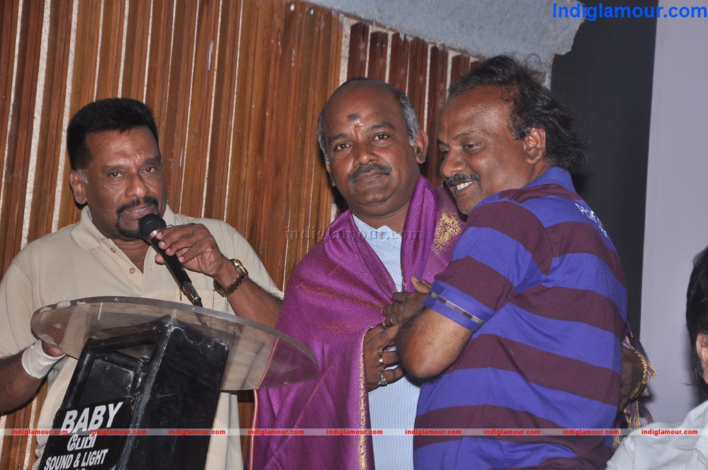 Kathiyai Theetathe Buthiyai Thearectial Launch Event hd photo
