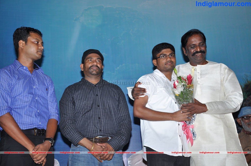 Pani Vizhum Malar Vanam Movie Awards Event hd photo