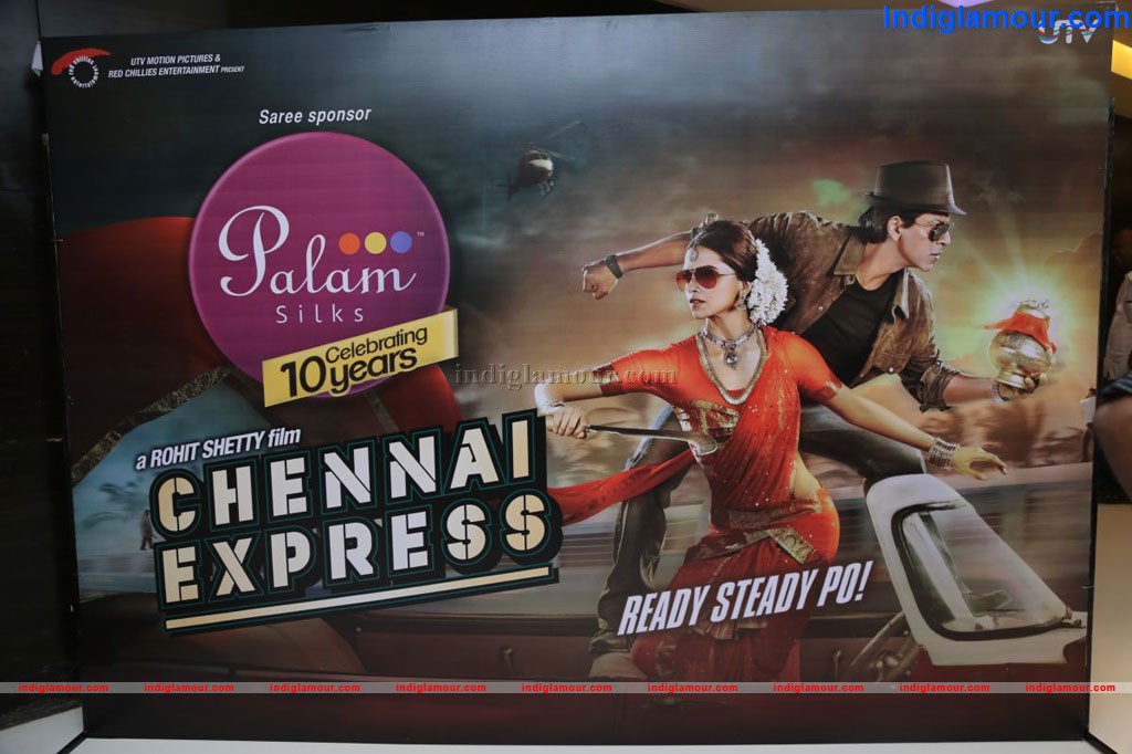 Chennai Express Movie Premier Show Event hd photo