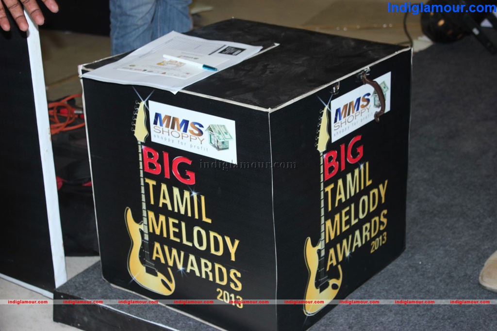 Big Tamil Melody Awards Announcement Event hd photo