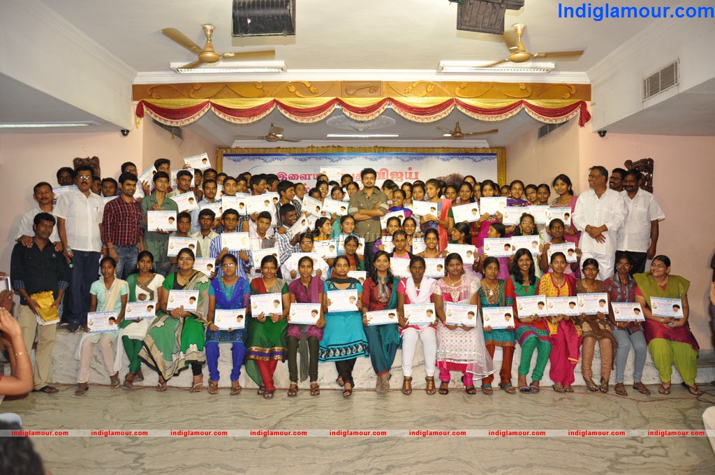 Vijay Contribution to Poor Event hd photo