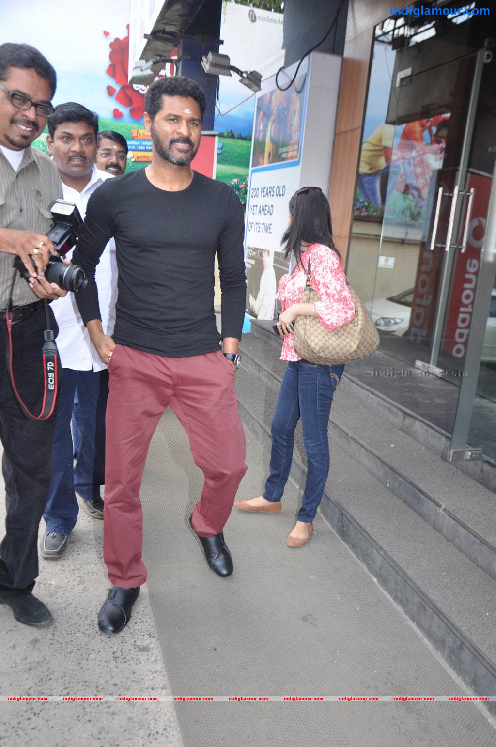 Aadalam Boys Chinnatha Dance Movie Audio Launch Event hd photo
