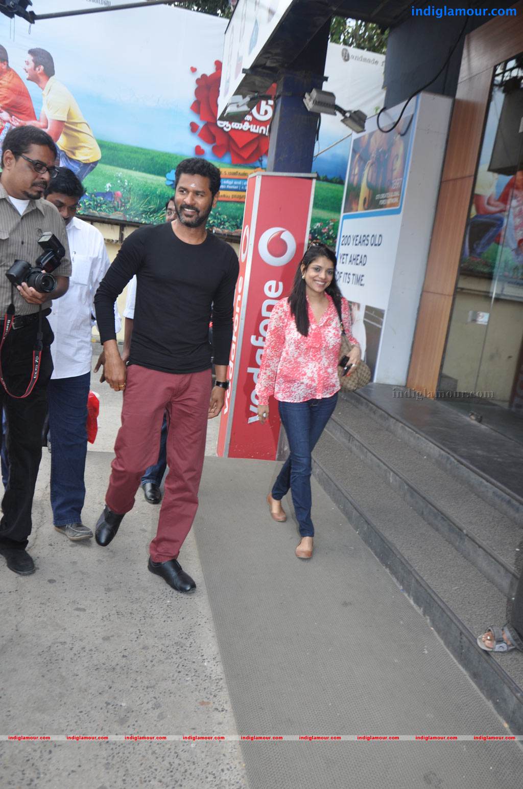 Aadalam Boys Chinnatha Dance Movie Audio Launch Event hd photo
