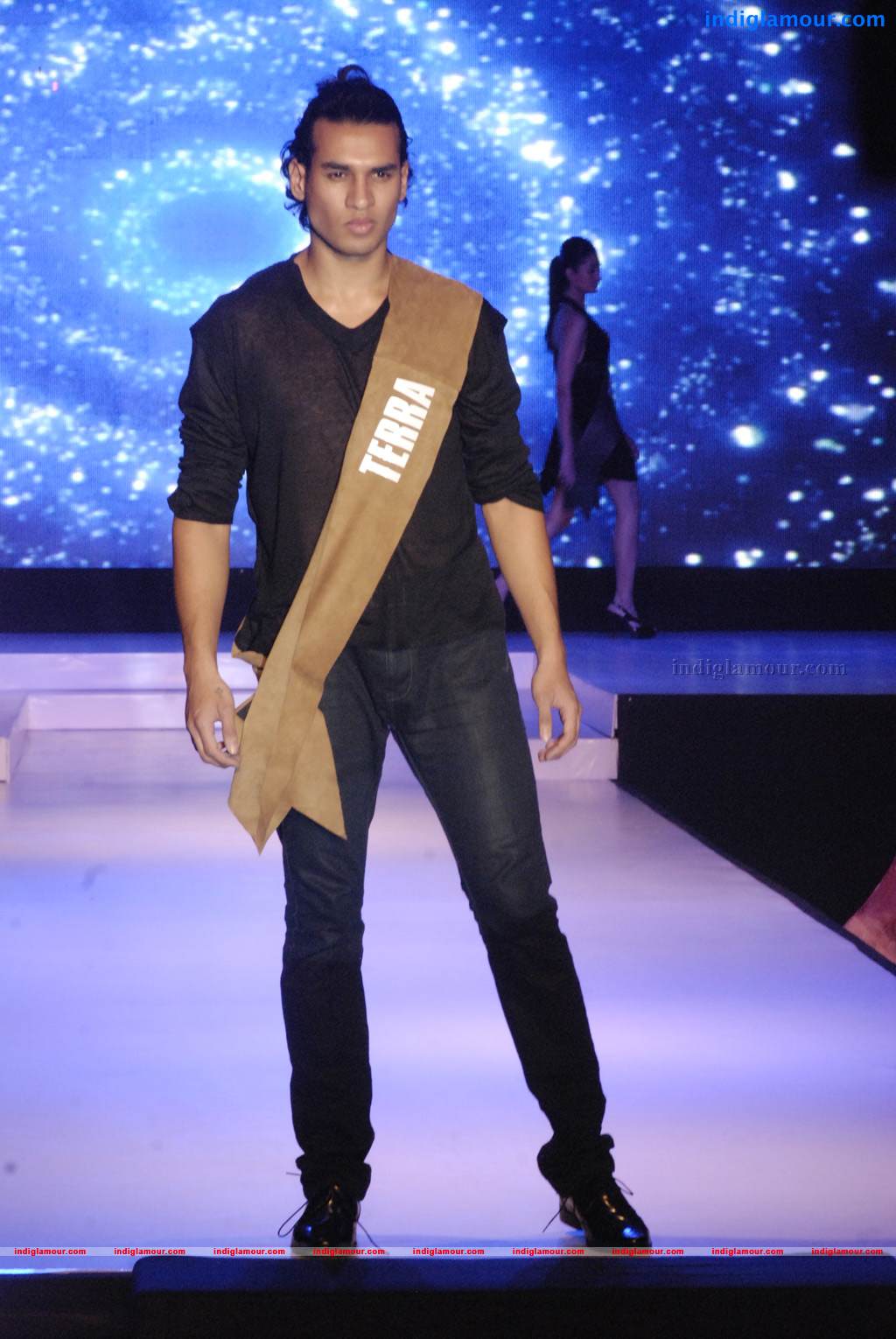 Leather Fashion Show 2013 Event hd photo