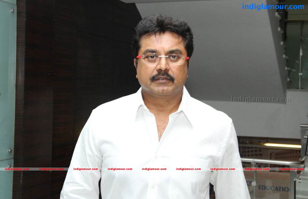 Stars At Vishwaroopam Movie Premiere Show Event hd photo