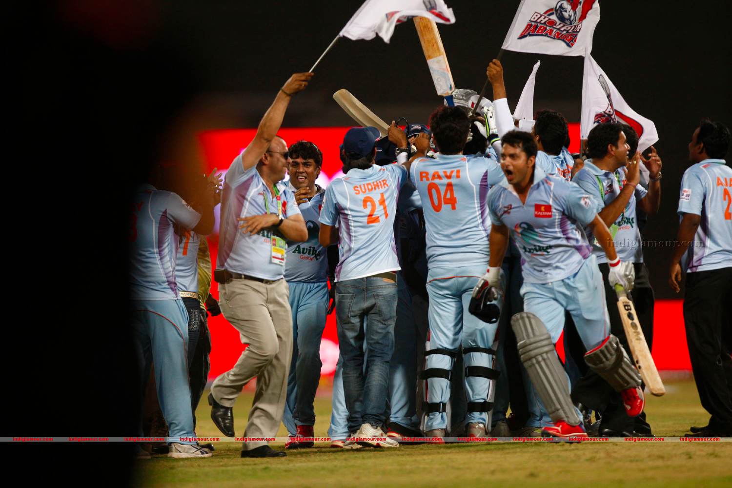 Chennai Rhinos Vs Bhojpuri Dabangs Match Photos Event hd photo