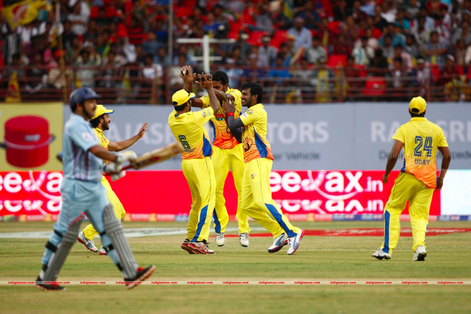 Chennai Rhinos Vs Bhojpuri Dabangs Match Photos Event hd photo