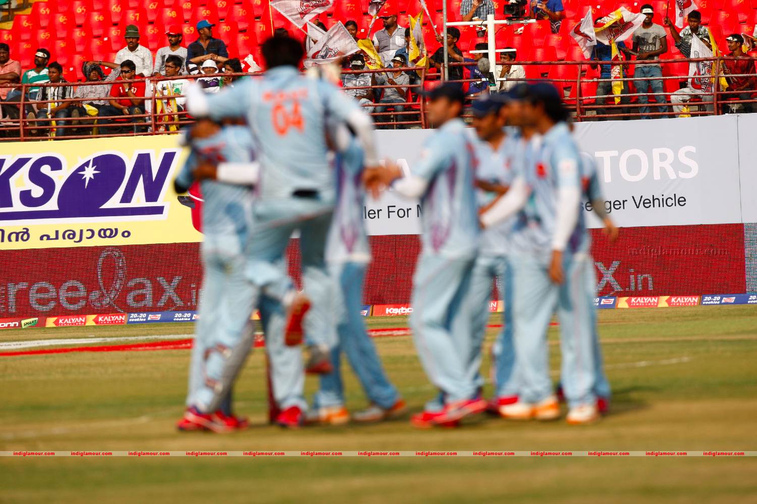 Chennai Rhinos Vs Bhojpuri Dabangs Match Photos Event hd photo