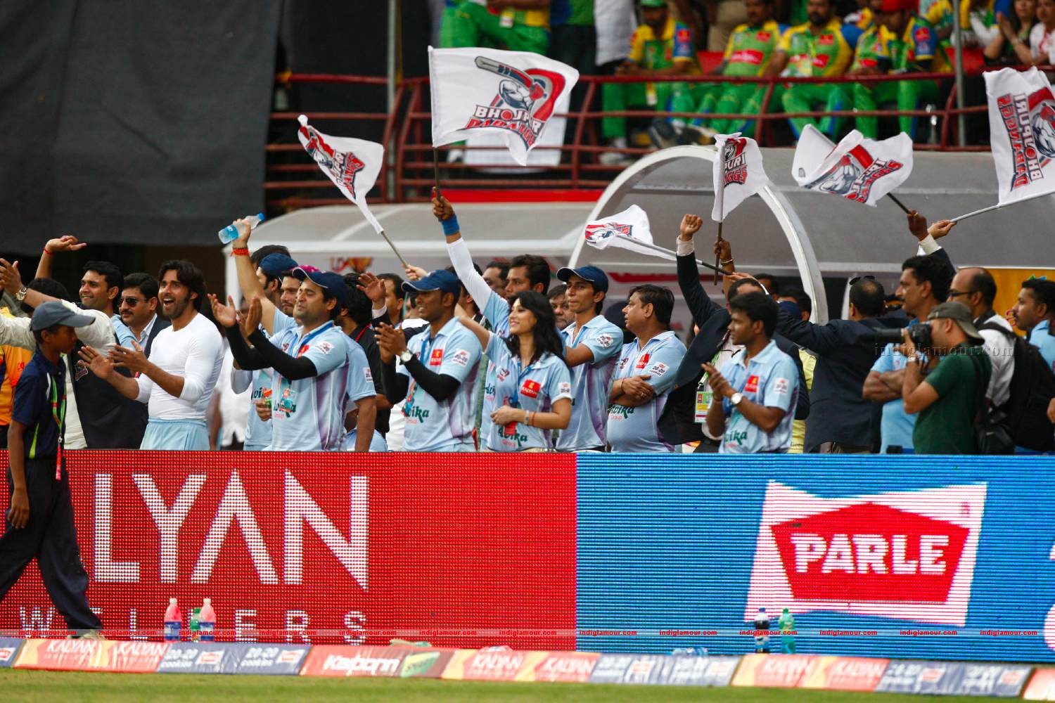 Chennai Rhinos Vs Bhojpuri Dabangs Match Photos Event hd photo