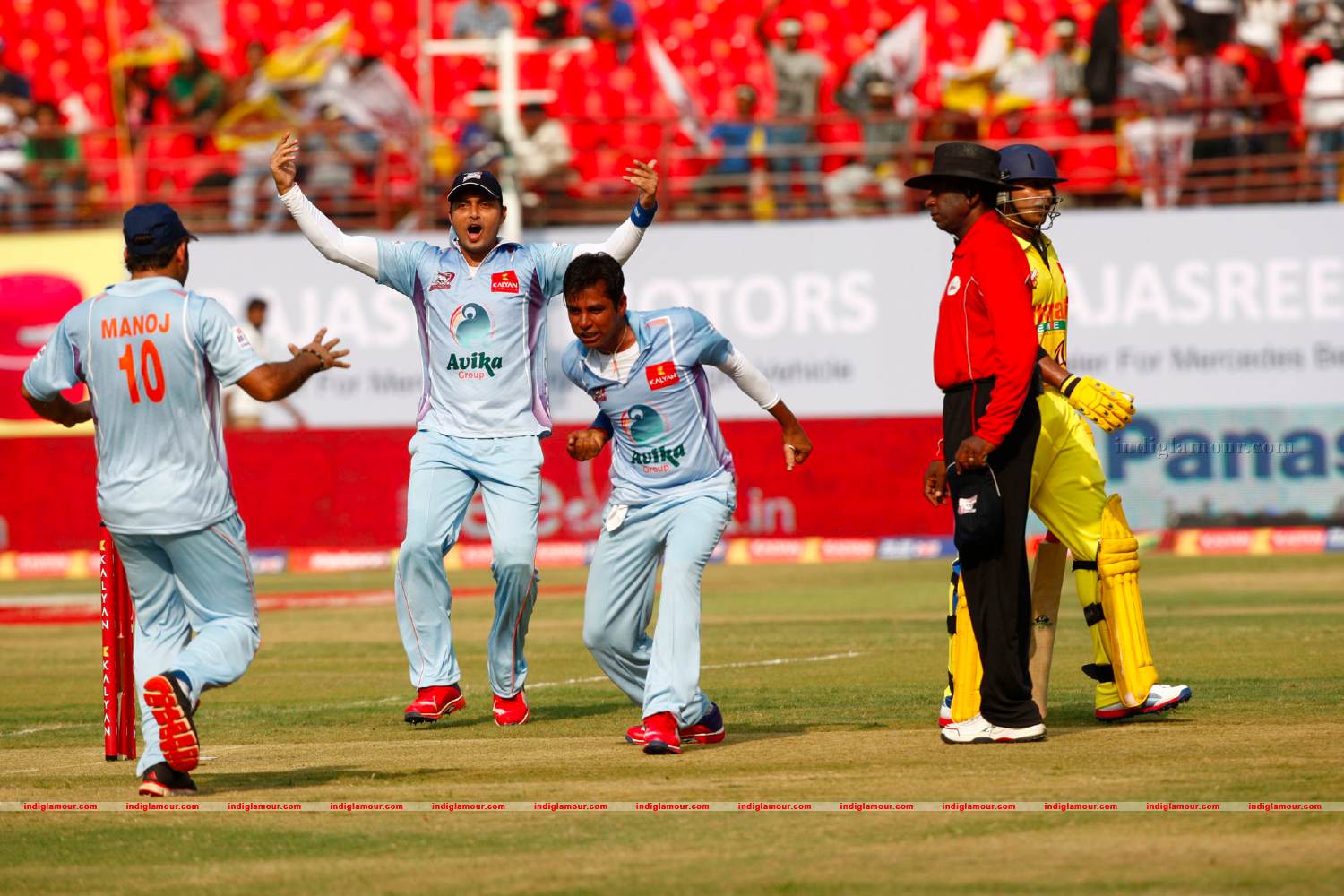 Chennai Rhinos Vs Bhojpuri Dabangs Match Photos Event hd photo