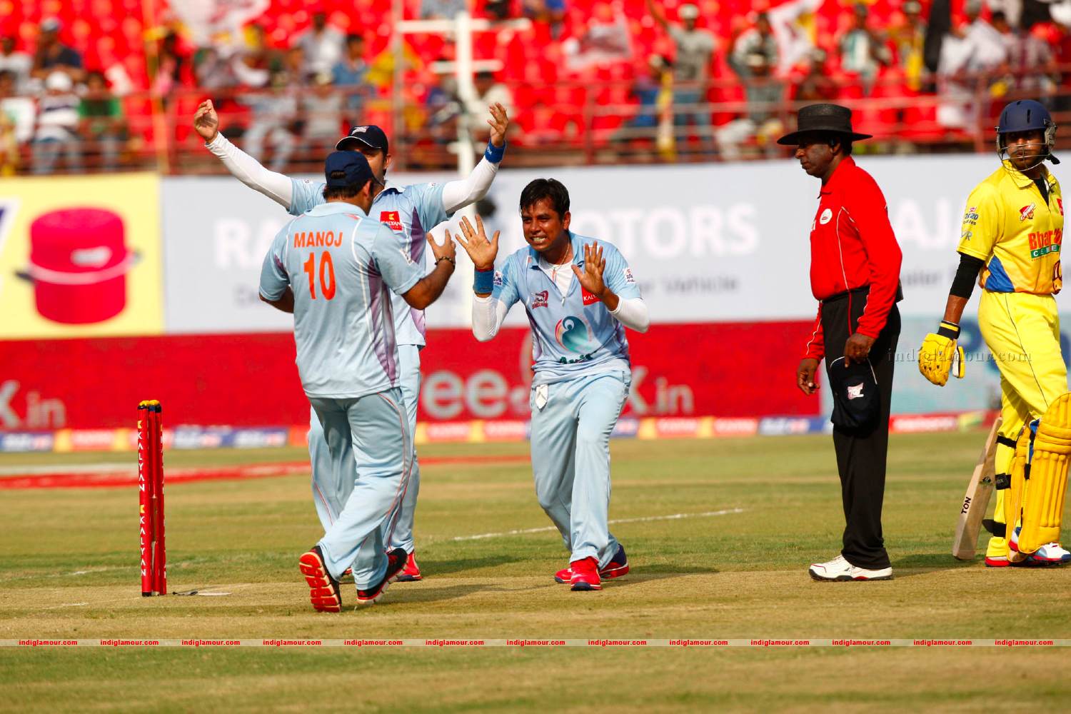 Chennai Rhinos Vs Bhojpuri Dabangs Match Photos Event hd photo
