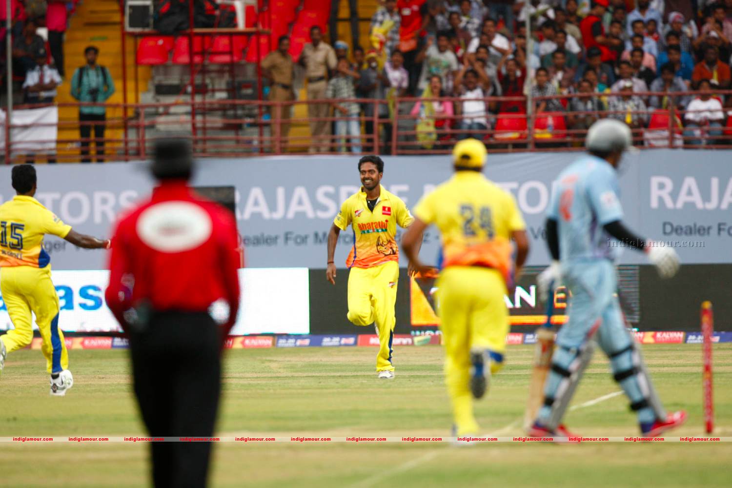 Chennai Rhinos Vs Bhojpuri Dabangs Match Photos Event hd photo