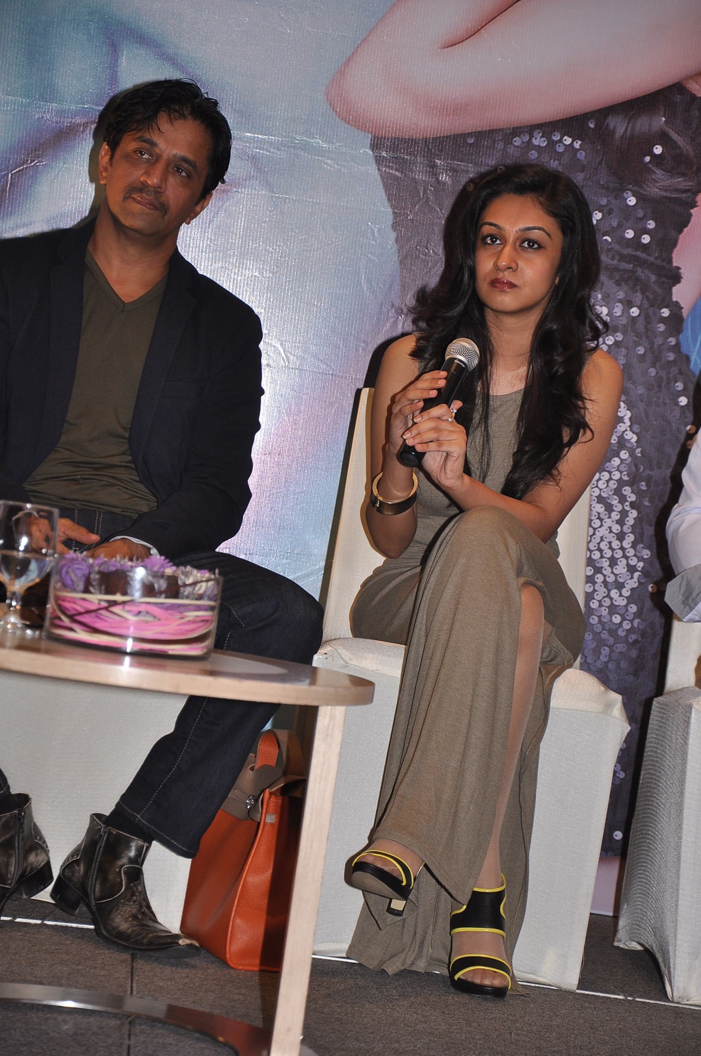 Actress Aishwarya Arjun Press Meet Event hd photo