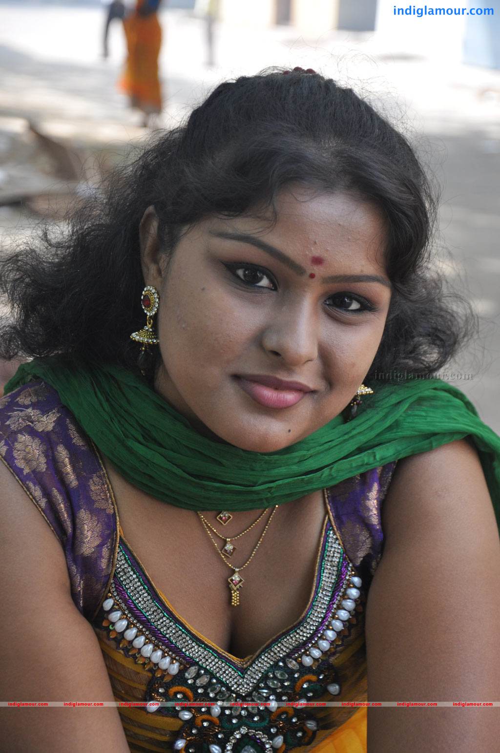 Thendralea Thudhuvidu Movie Launch Event hd photo