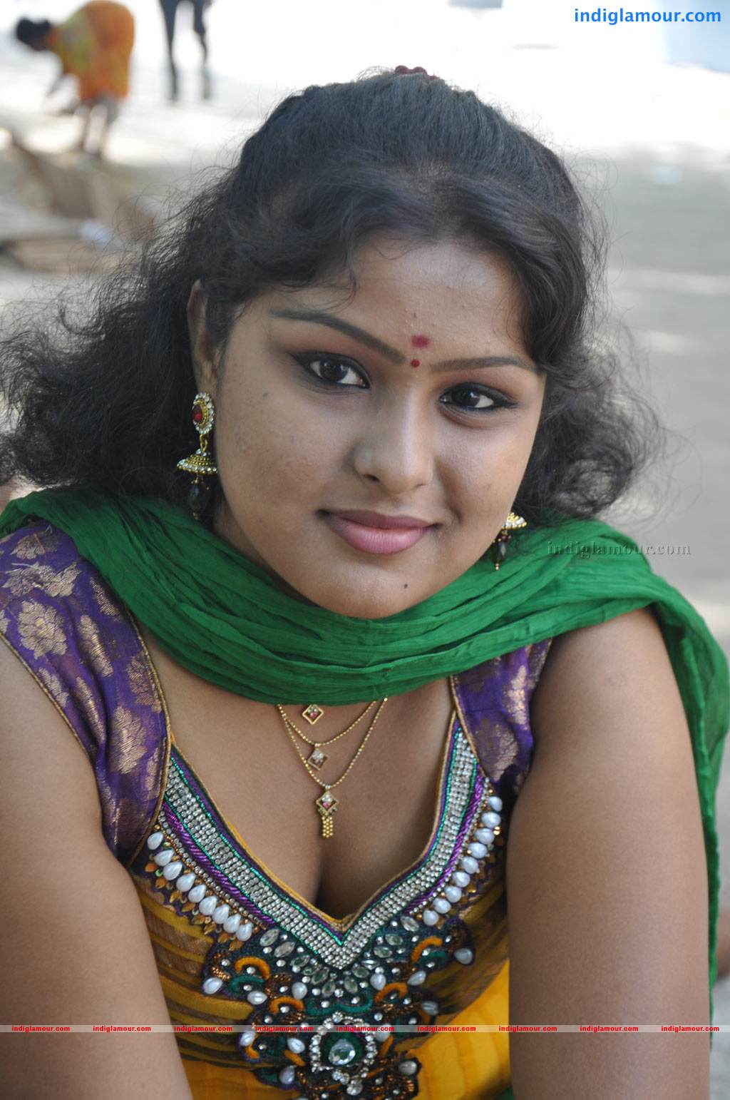 Thendralea Thudhuvidu Movie Launch Event hd photo