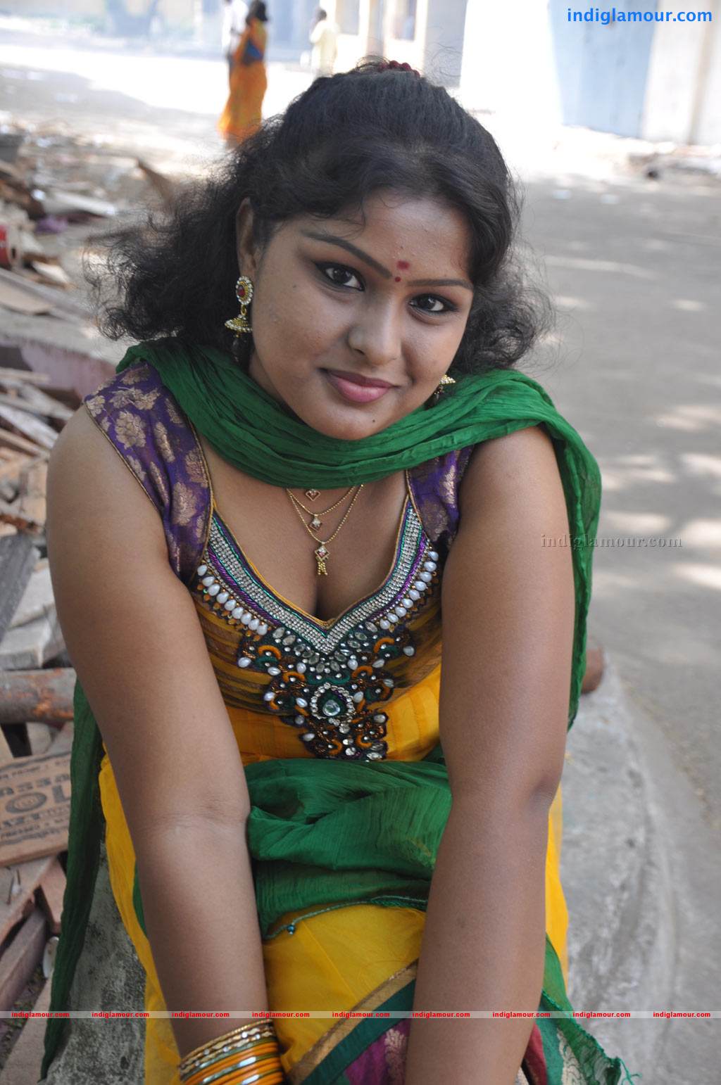 Thendralea Thudhuvidu Movie Launch Event hd photo