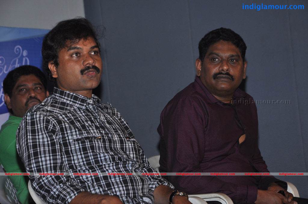 Kan Pesum Varthaigal Movie Press Meet Event hd photo