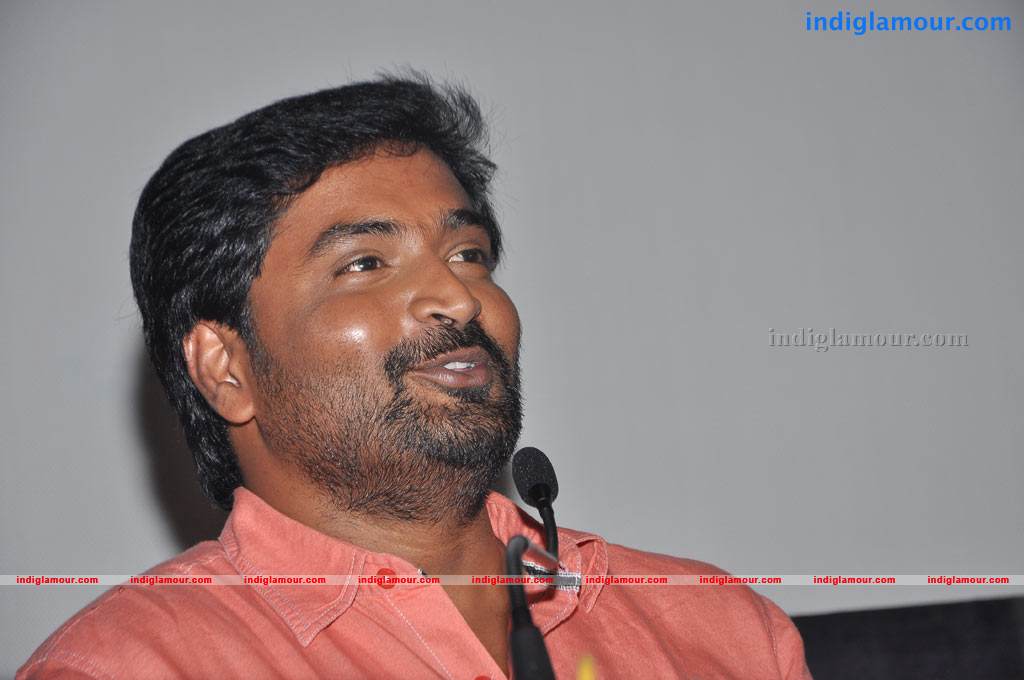 Kan Pesum Varthaigal Movie Press Meet Event hd photo