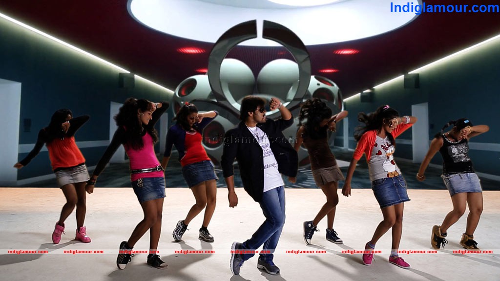 Kutralam Love Failure Anthem Event hd photo