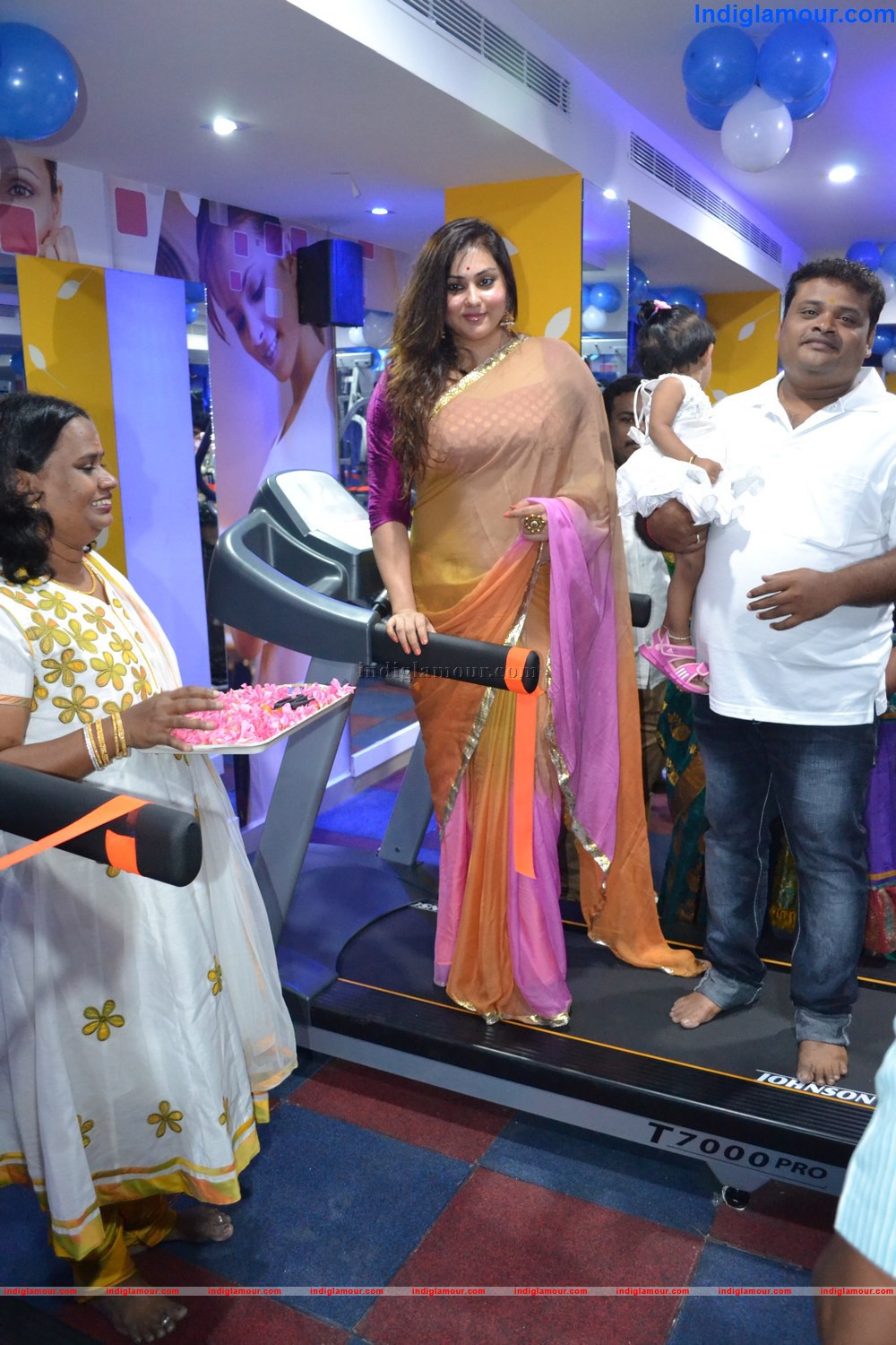 Namitha Launches Womens Fitness Center Event hd photo