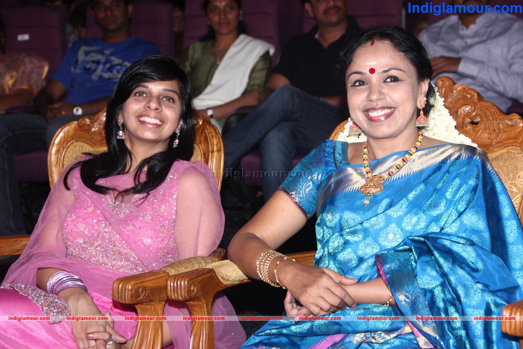 WE Awards 2013 Event hd photo