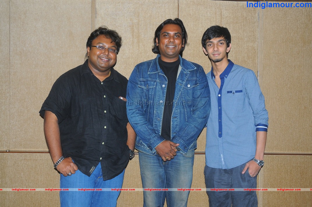 Anirudh Sings for Imman Event hd photo