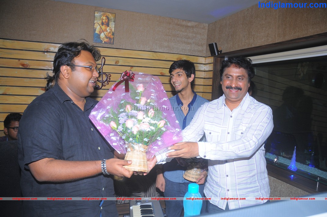 Anirudh Sings for Imman Event hd photo