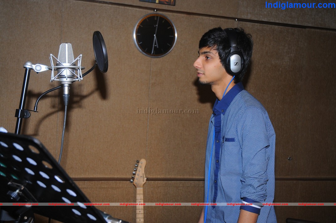 Anirudh Sings for Imman Event hd photo