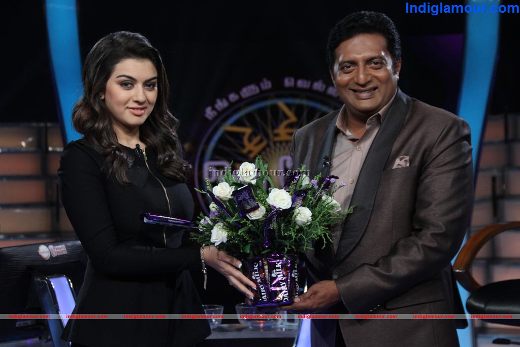Hansika takes on the hot seat on NVOK Event hd photo
