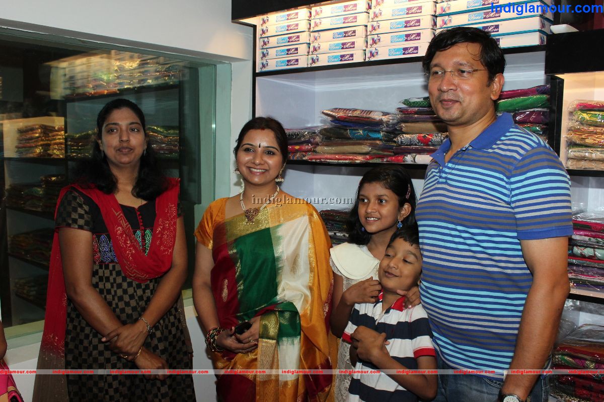 Raaga Boutique Launch of Singer Mahathi Event hd photo