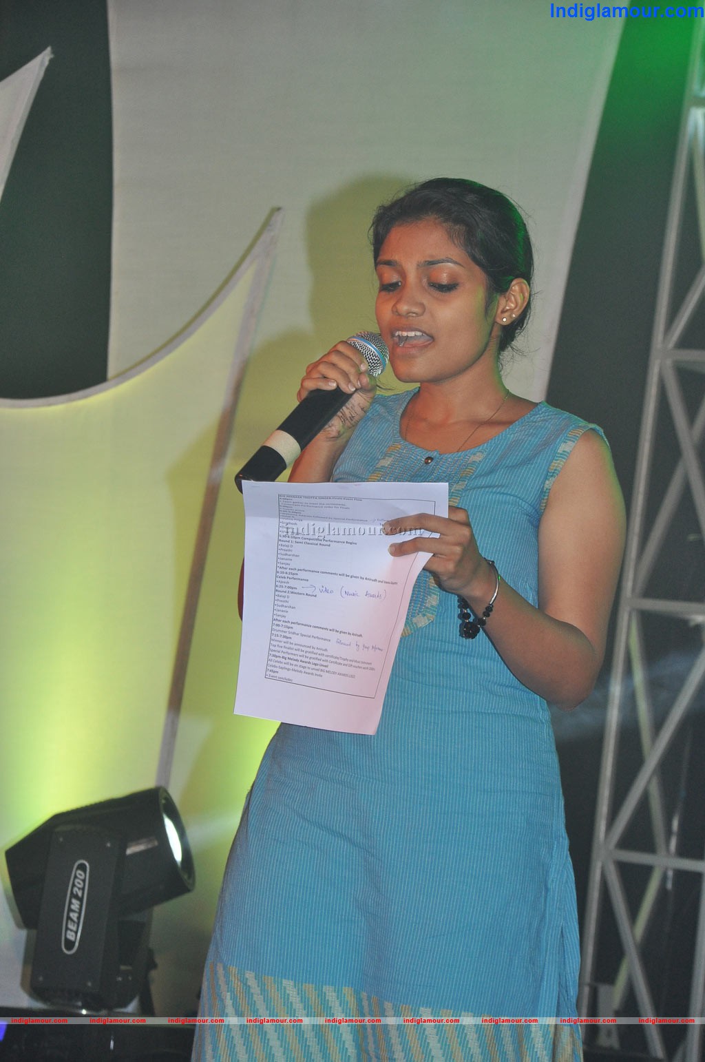 Big FM Manasa Thotta Singer Finals Event hd photo