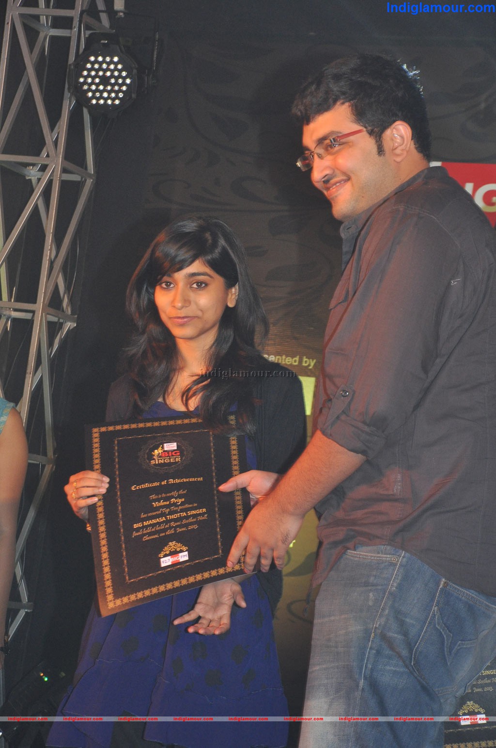 Big FM Manasa Thotta Singer Finals Event hd photo