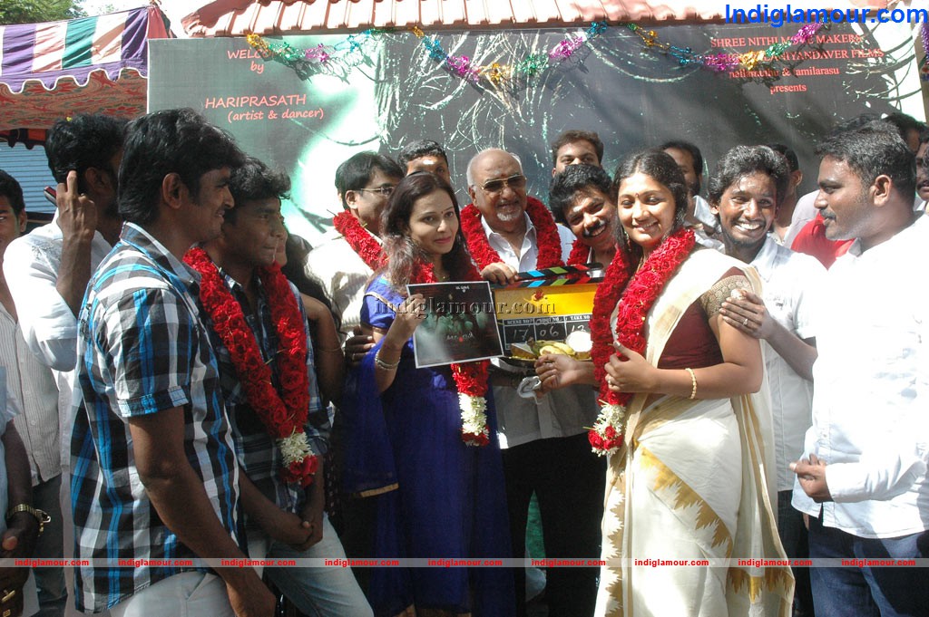 Mandhira Vizhigal Movie Launch Event hd photo