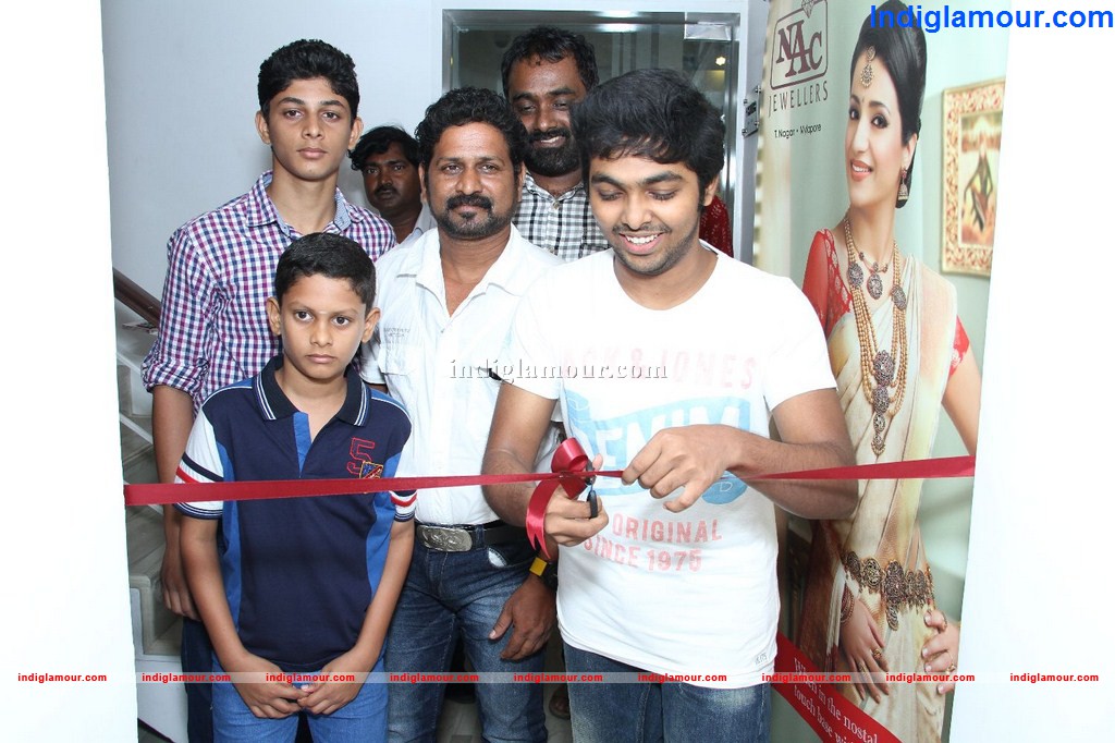 G.V. Prakash Kumar Inaugurated Arunagiri's Color Chord Art Show Event hd photo